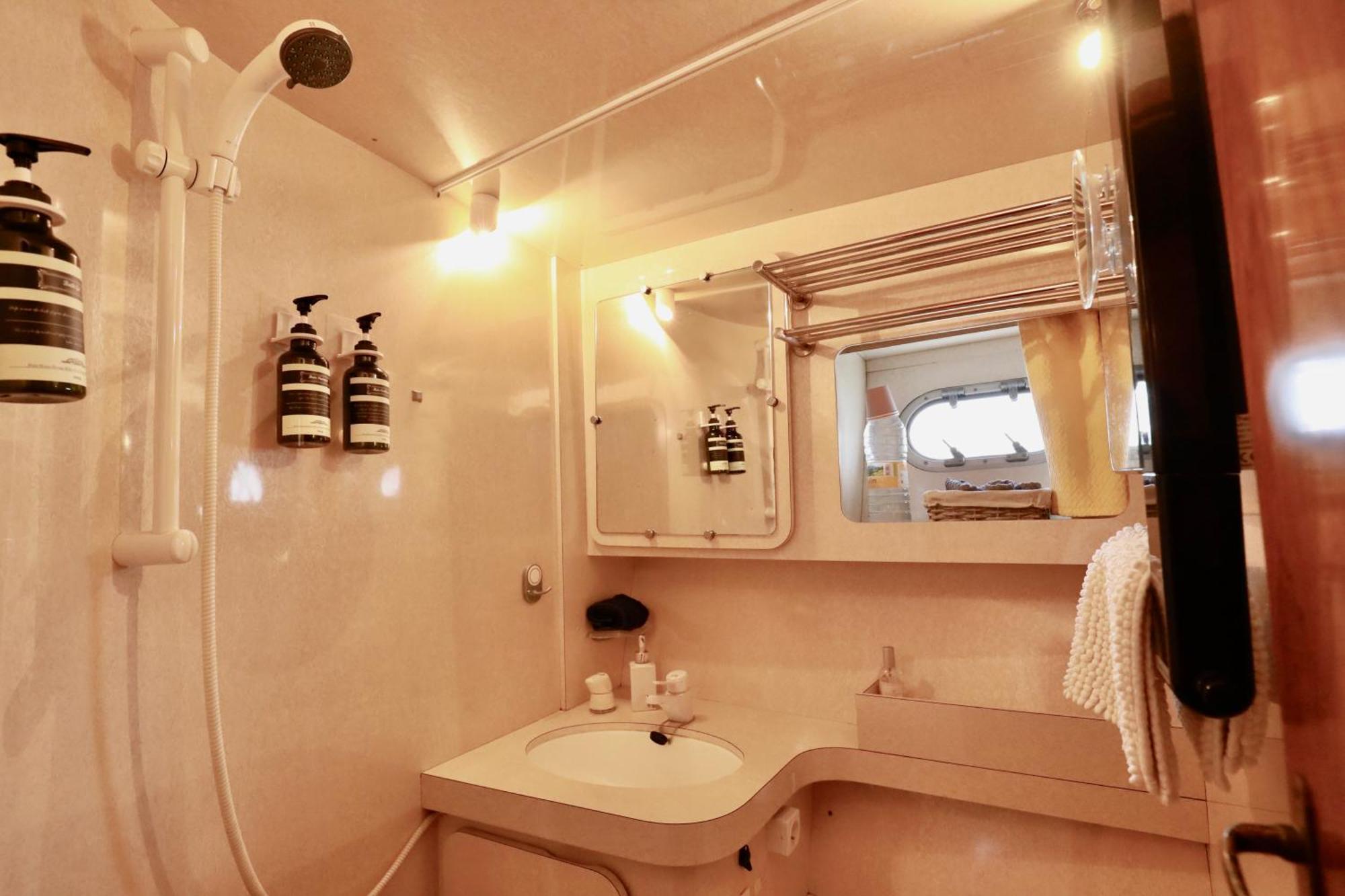 Yacht دوفييل المظهر الخارجي الصورة